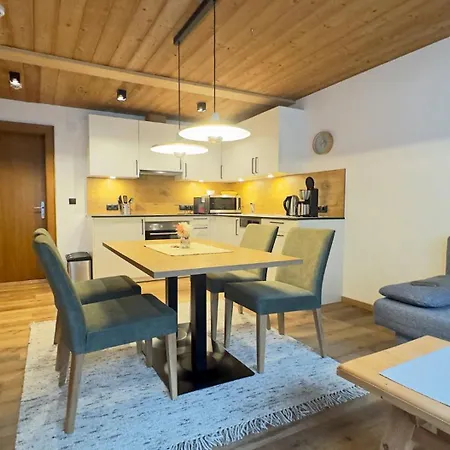 Pensión - Und Jägerheim