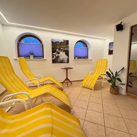 - Und Fruehstueckspension Jaegerheim Гостевой дом 3*