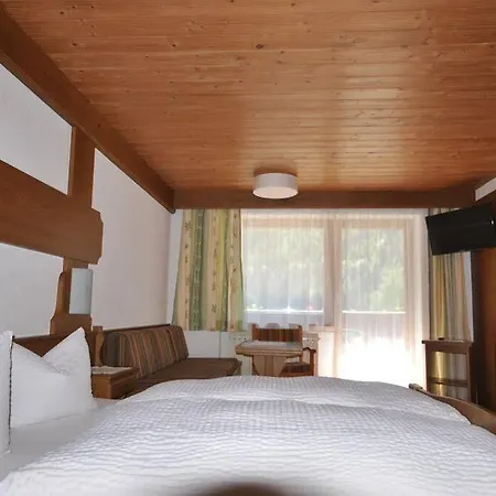 - Und Fruehstueckspension Jaegerheim * Kaunertal