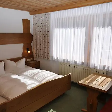 - Und Jägerheim Pensión Kaunertal